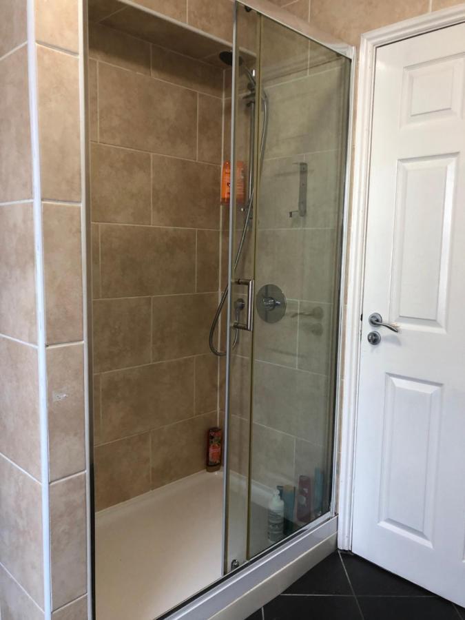 Comfortable Home Away From Home, Town Centre, Free Parking,Multiple Rooms Cheltenham Extérieur photo