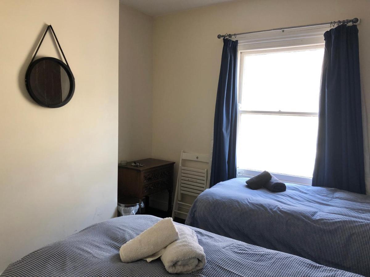 Comfortable Home Away From Home, Town Centre, Free Parking,Multiple Rooms Cheltenham Extérieur photo